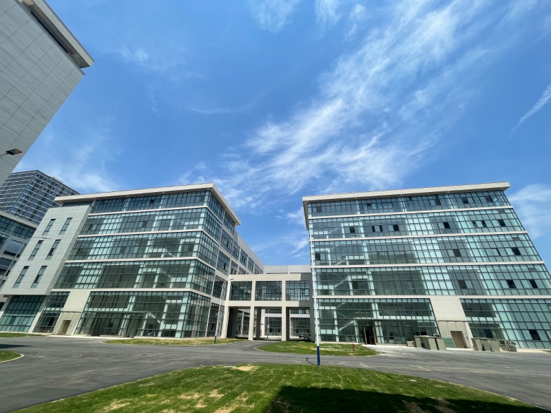 成都市成華區(qū)東廣人工智能谷，成華區(qū)三環(huán)邊龍?zhí)豆δ軈^(qū)國(guó)資標(biāo)準(zhǔn)化廠房出租