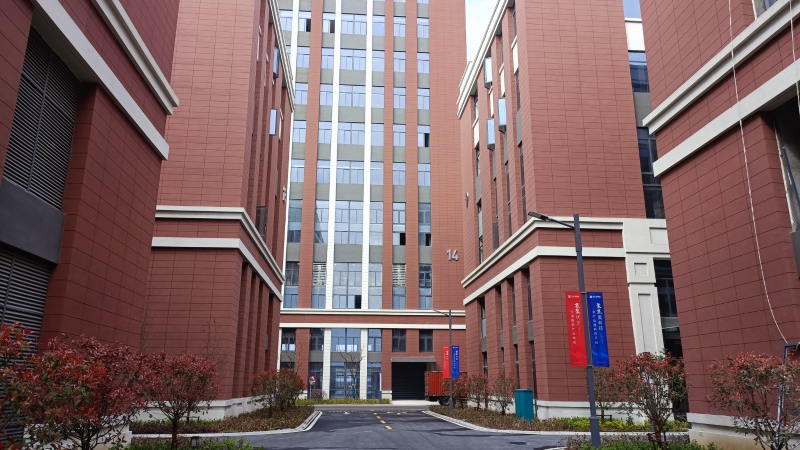 天寧高新區(qū) 智薈港 獨(dú)棟贈(zèng)送露臺(tái) 國(guó)土廠房出售