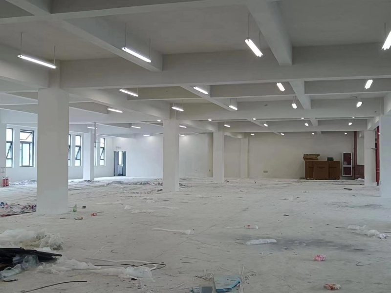 出售杭州3000方全新廠房，高速50步之遙，集聚各類生產行業，可辦環評