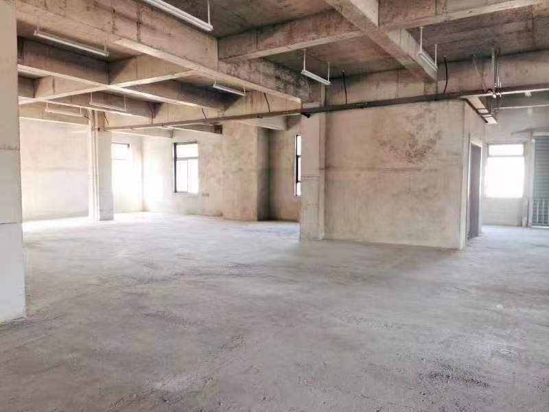 出售杭州3000方全新廠房，高速50步之遙，集聚各類生產行業，可辦環評