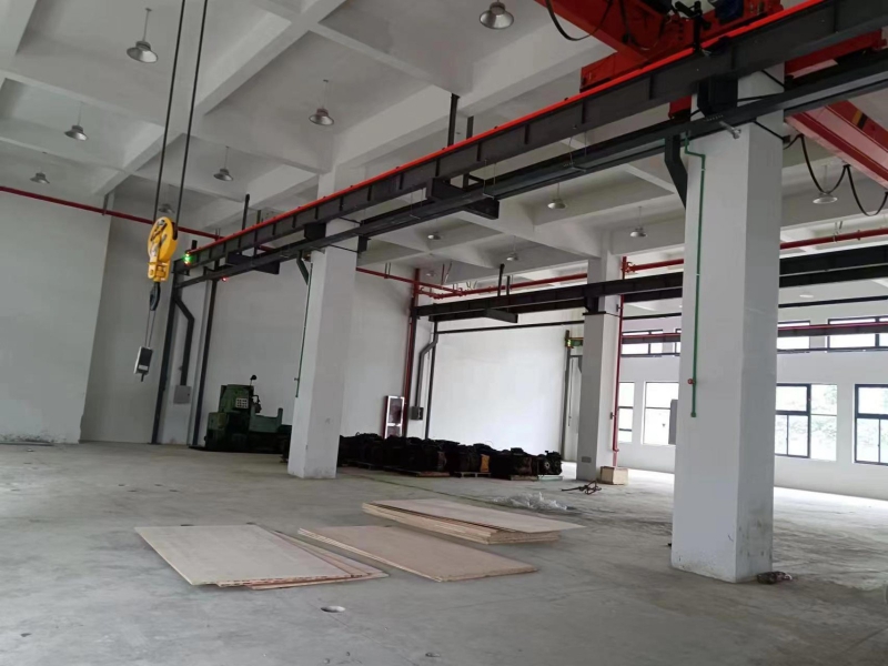 出售杭州3000方全新廠房，高速50步之遙，集聚各類生產行業，可辦環評