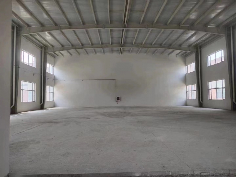 單層標(biāo)準(zhǔn)廠房，中間無立柱，獨門獨院