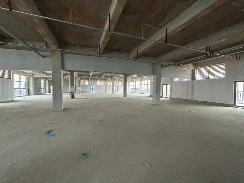 非中介！溫江城區(qū)，獨門獨院，可享受補貼，臨地鐵，大面積可分割