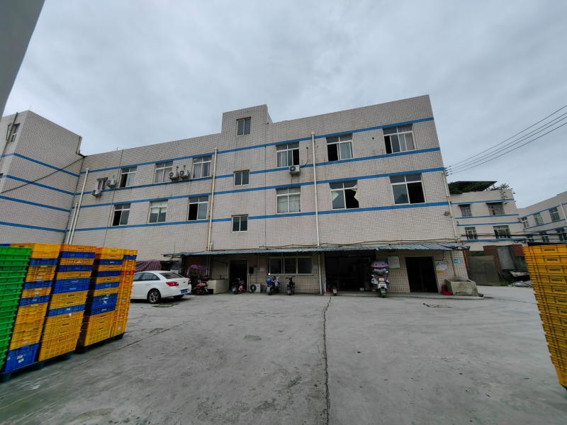 彭州濛陽萬貫服裝工業(yè)園區(qū)獨(dú)院廠房出售