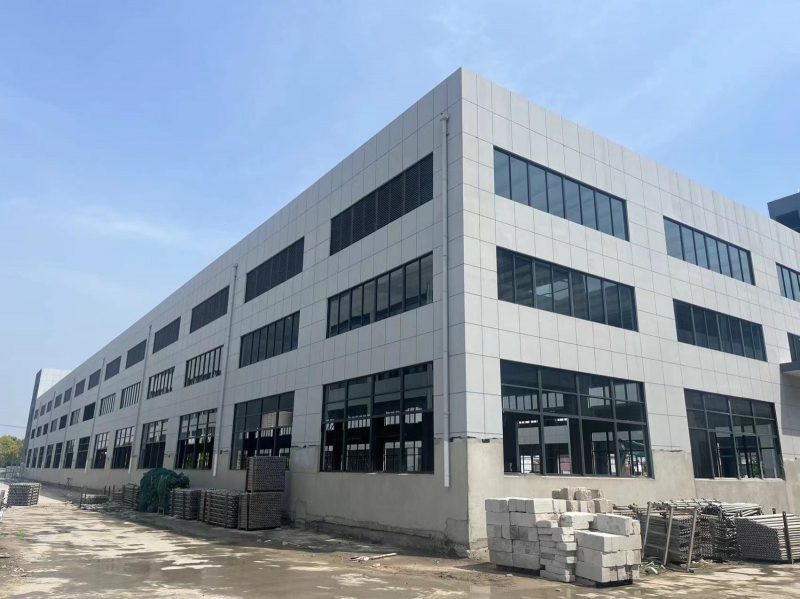 單層獨(dú)門獨(dú)院廠房出售 送院子 交通配套齊全 可按揭