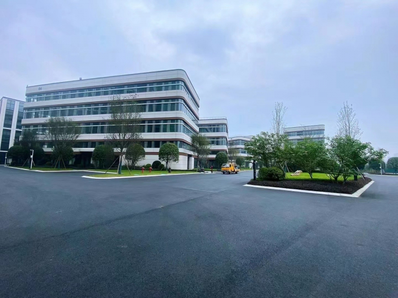 成都高新西區電子產業園辦公、研發、生產一體，高品質成熟配套