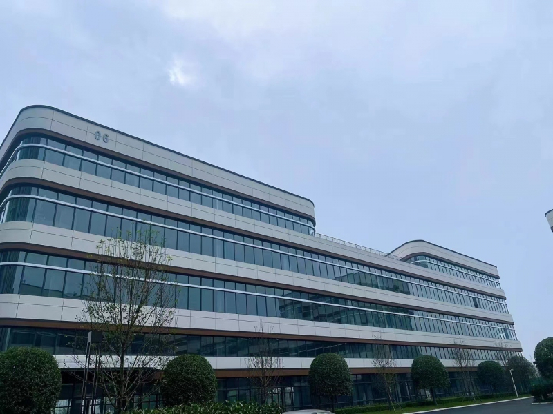 成都高新西區(qū)電子產(chǎn)業(yè)園辦公、研發(fā)、生產(chǎn)一體，高品質(zhì)成熟配套