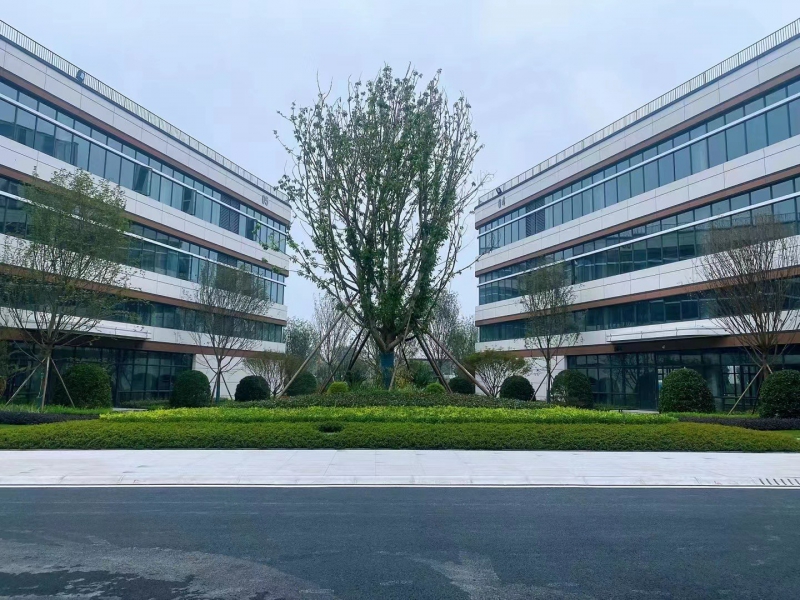 成都高新西區(qū)電子產(chǎn)業(yè)園辦公、研發(fā)、中試、生產(chǎn)一體，高品質(zhì)成熟配套