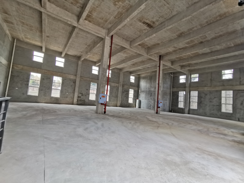 低首付，快速路旁，高速口首層8米1的2.5層標準框架結構廠房