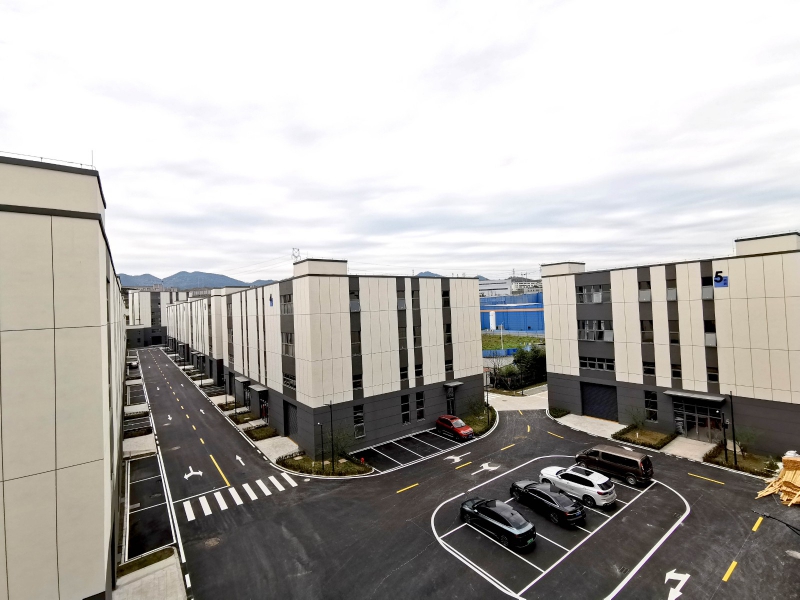 低首付，快速路旁，高速口首層8米1的2.5層標準框架結構廠房