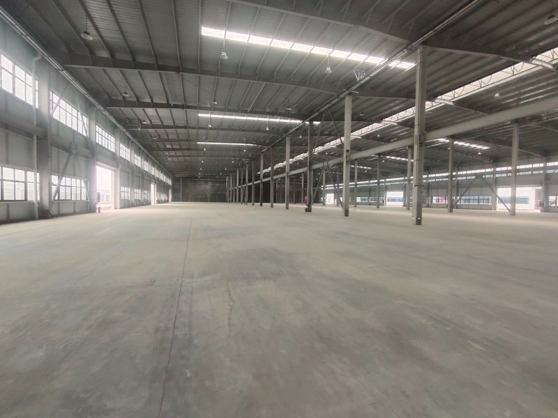 邛崍廠房出租，全新單層鋼結構，外墻保溫材質13米層高
