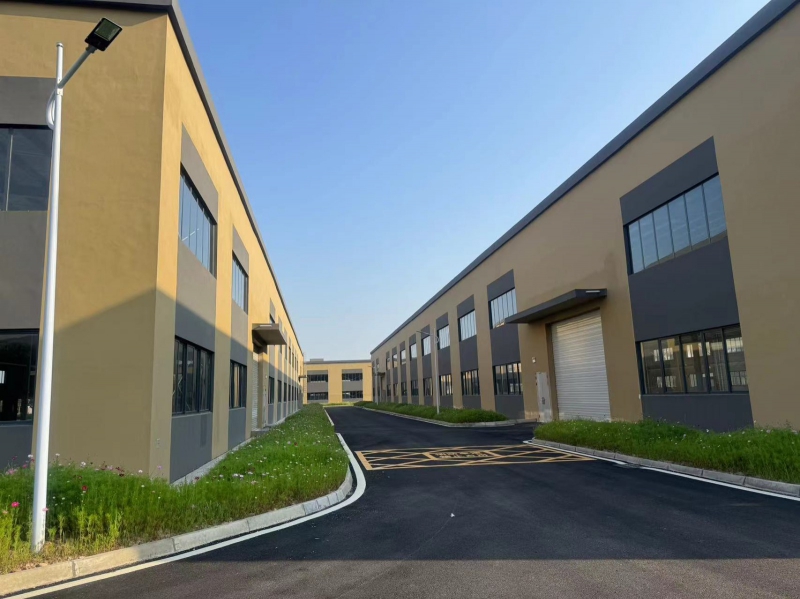 32000平米高標準廠房可分租，配套設施完善，環境好