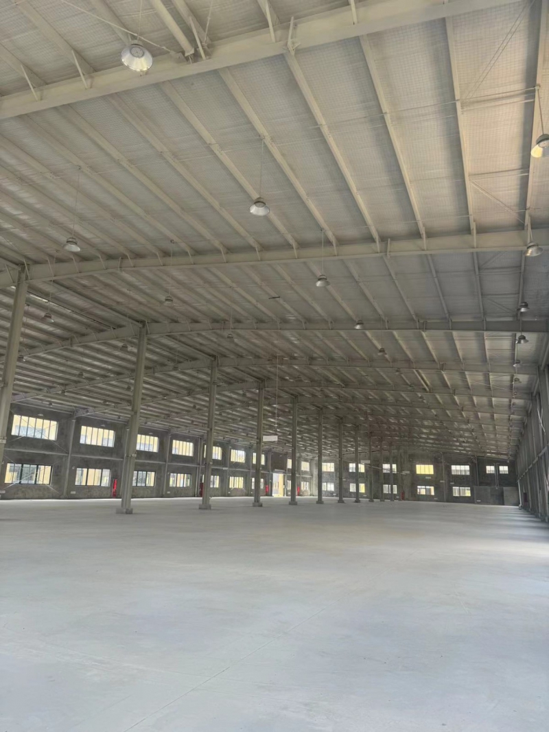 32000平米高標準廠房可分租，配套設施完善，環境好