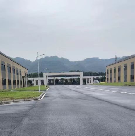 32000平米高標準廠房可分租，配套設施完善，環境好