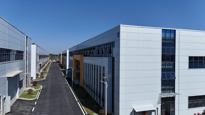 成甘工業(yè)園13米高鋼結(jié)構(gòu)廠房出租