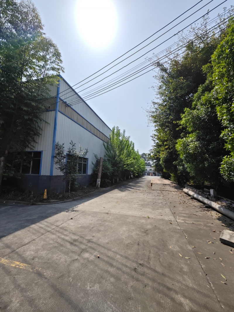 金堂趙鎮獨門獨院30畝土地11000平車間倉庫辦公樓食堂可做培訓辦公