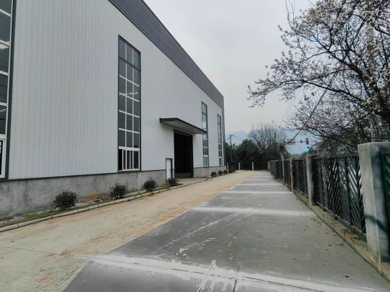 蒲江2400平米薯片及膨化食品加工廠出租