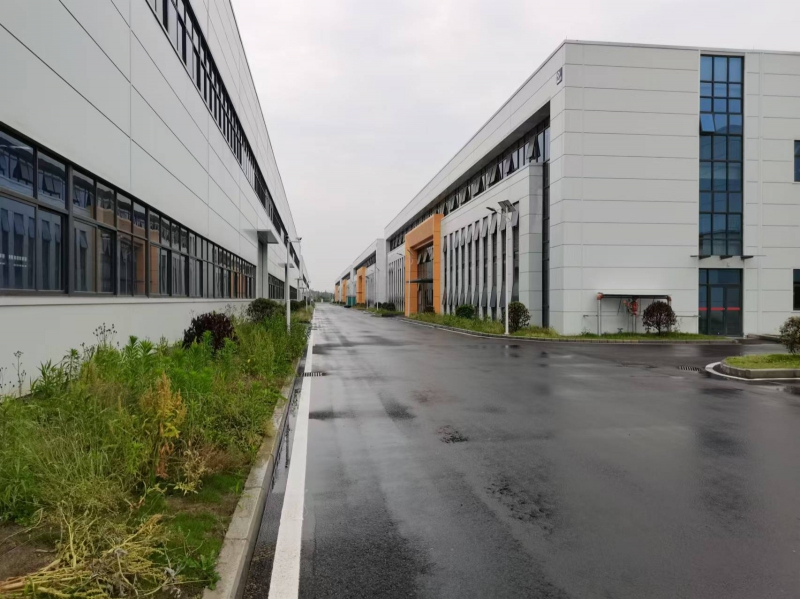 成都新建成13米高丙二類工業園區，園區形象好配套完善