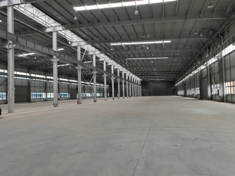 航空港丙二類單層12米高帶10噸行車軌道鋼結構廠房
