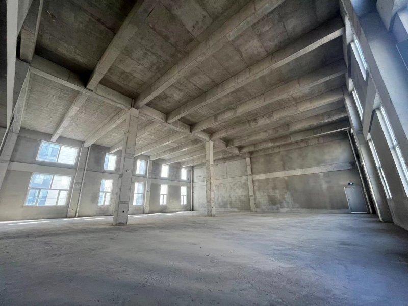 流亭大產權廠房出售，一樓層高7.8米，二樓7.2米，首付20%