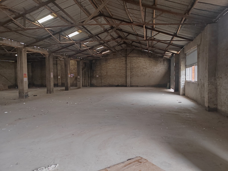 1300平方米廠房出租