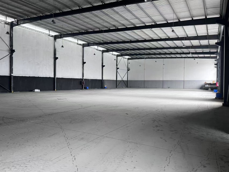 成都產業園區廠房出租（免裝修期，免租期租5年免3年）專業人員辦理入園手續