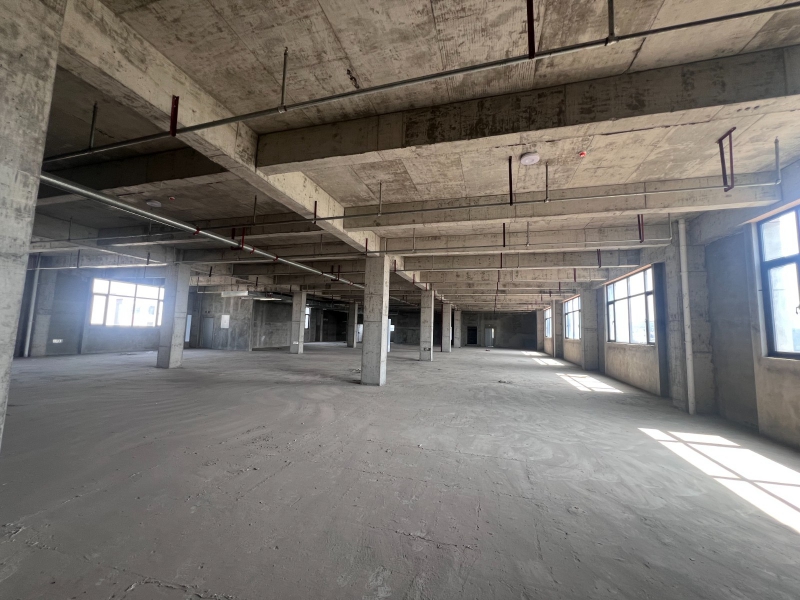 350畝園區(qū)園區(qū)廠房1100到6000㎡可租可售，多層單層獨棟。