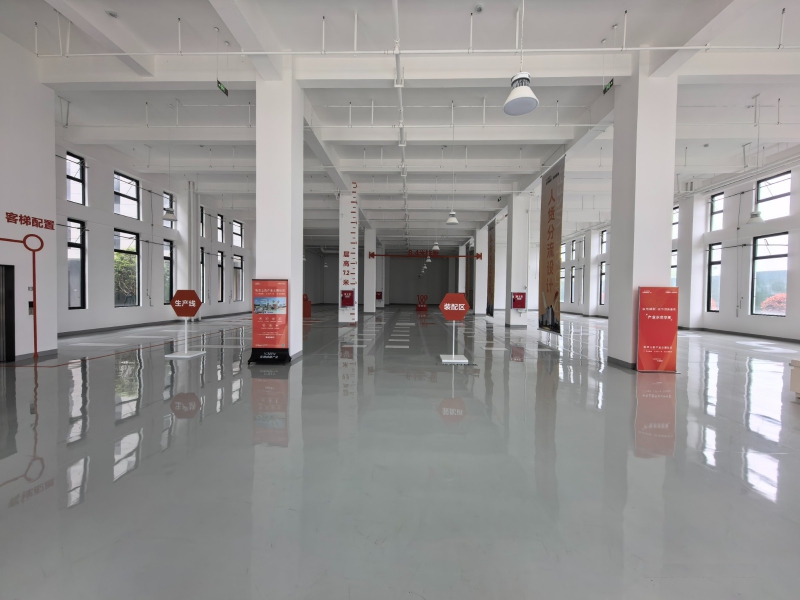 園區直租，成華地鐵口10米產業園，有環評能生產辦公