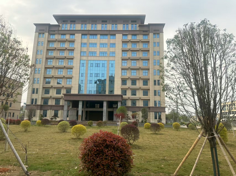 醫(yī)藥科技產(chǎn)業(yè)園區(qū)5萬㎡現(xiàn)代化廠房（辦公樓+宿舍+食堂+廠房+倉庫）可整租、分租，租金5元/㎡/月起